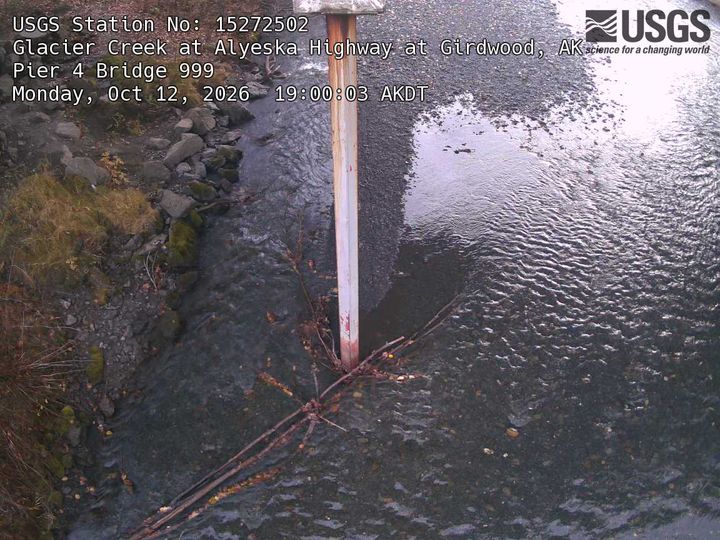 Glacier Creek at Alyeska Highway at Girdwood Pier 4: the newest picture from the USGS camera