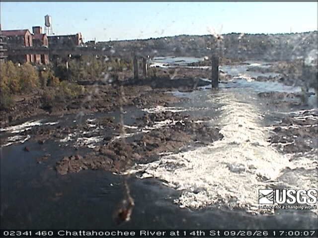Chattahoochee River at 14th Street at Columbus Webcam view