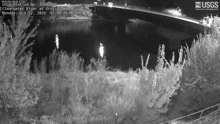 Clearwater River at Orofino, ID: the newest picture from the USGS camera