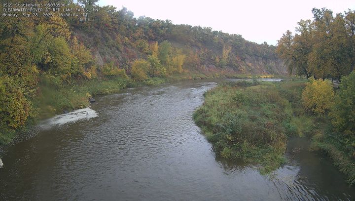 CLEARWATER RIVER AT RED LAKE FALLS Webcam view