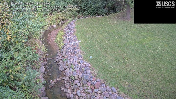 Pleasure Creek nr 86th Ave in Coon Rapids Webcam view