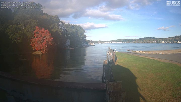 Lake Hopatcong at Landing, NJ: the newest picture from the USGS camera