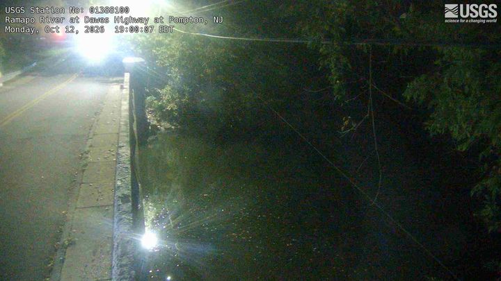 Ramapo River at Dawes Highway at Pompton Lakes, NJ: the newest picture from the USGS camera