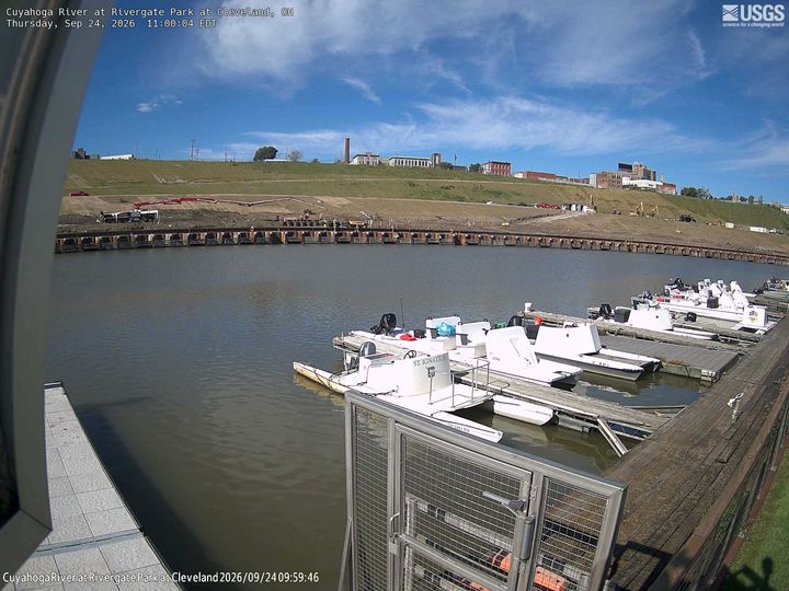 Cuyahoga River at Rivergate Park at Cleveland