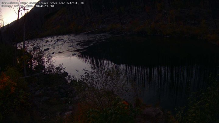 Breitenbush River near Detroit, OR: the newest picture from the USGS camera