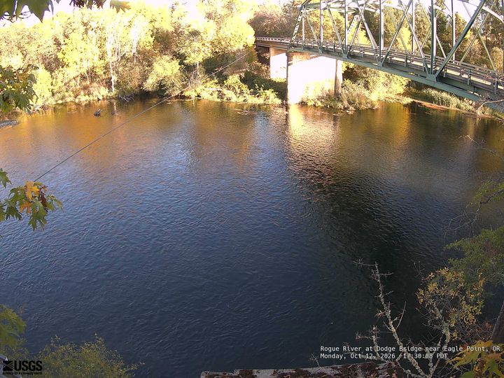 Rogue River at Dodge Bridge near Eagle Point