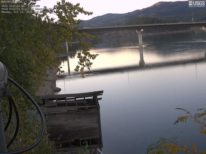 Pend Oreille River at Newport, ID: the newest picture from the USGS camera