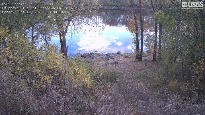 Chippewa River (WI) at Chippewa Falls, WI: the newest picture from the USGS camera