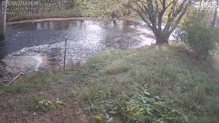 Eau Claire River (East) at Kelly, WI: the newest picture from the USGS camera