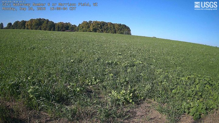 Glri Waterway Number 6 nr Morrison Field Webcam view