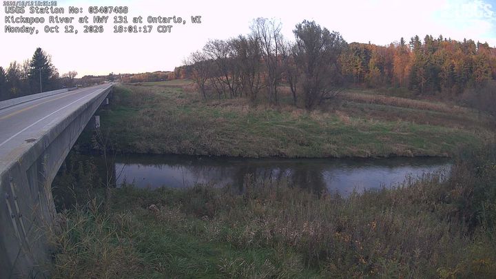 Kickapoo River at Ontario, WI: the newest picture from the USGS camera