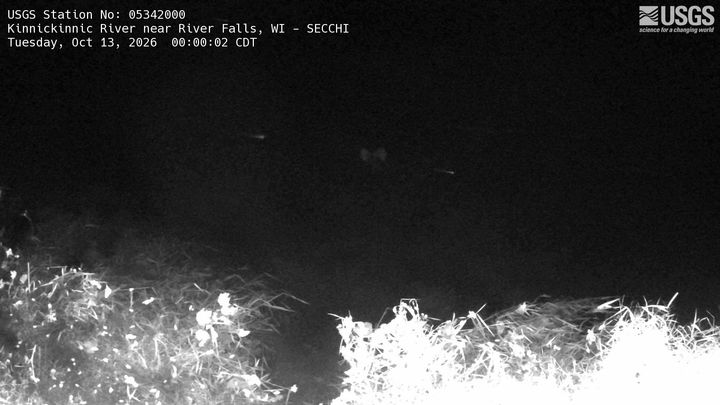 Kinnickinnic River near River Falls SECCHI: the newest picture from the USGS camera