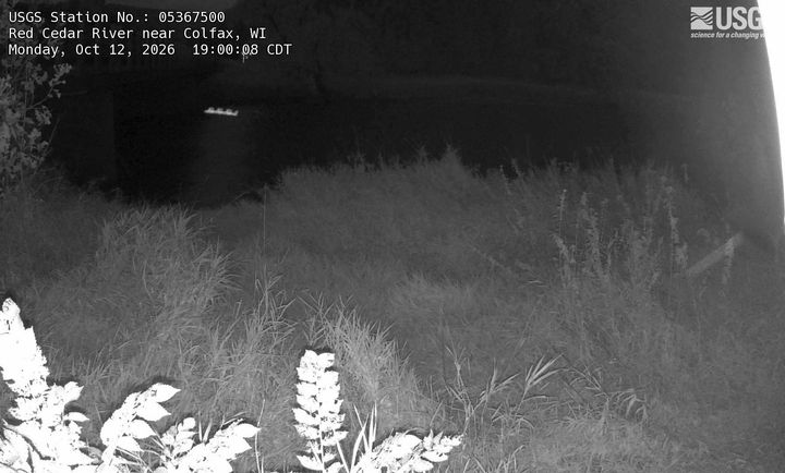 Red Cedar River near Colfax 4N, WI: the newest picture from the USGS camera