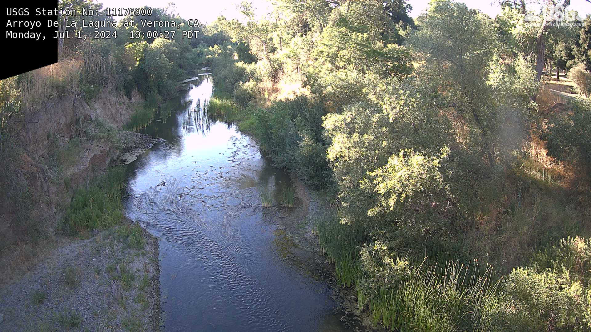 Latest image of webcam at Arroyo De La Laguna at Verona, CA