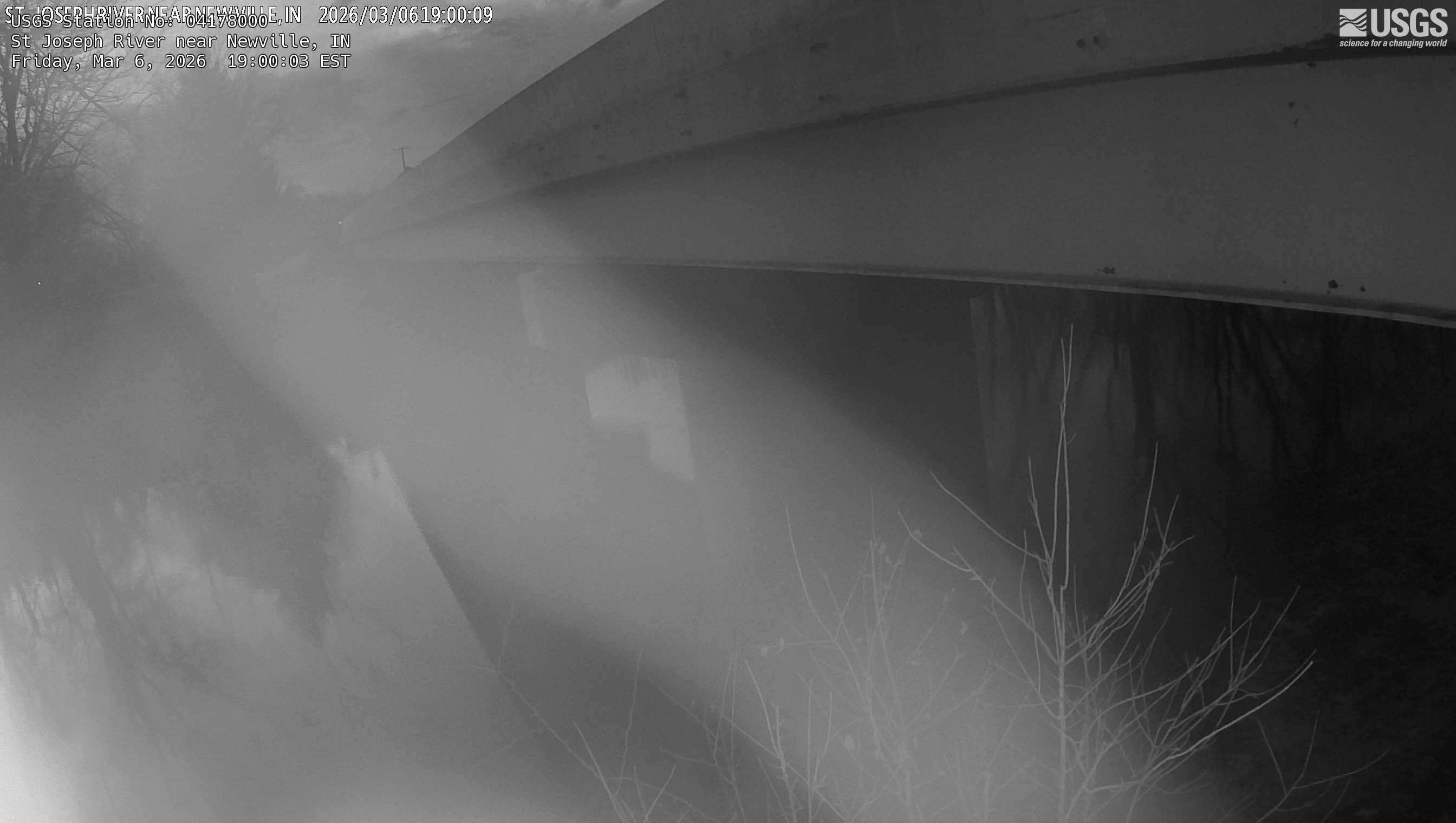 USGS HIVIS CAM St Joseph River near Newville