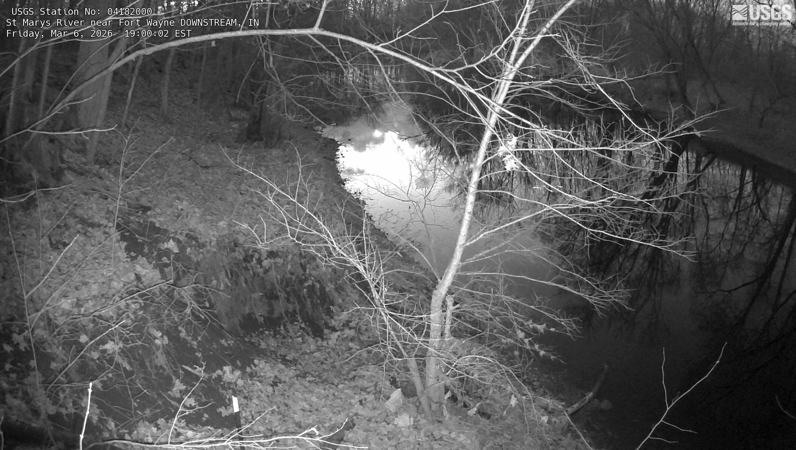 USGS HIVIS CAM St Marys River near Fort Wayne DOWNSTREAM