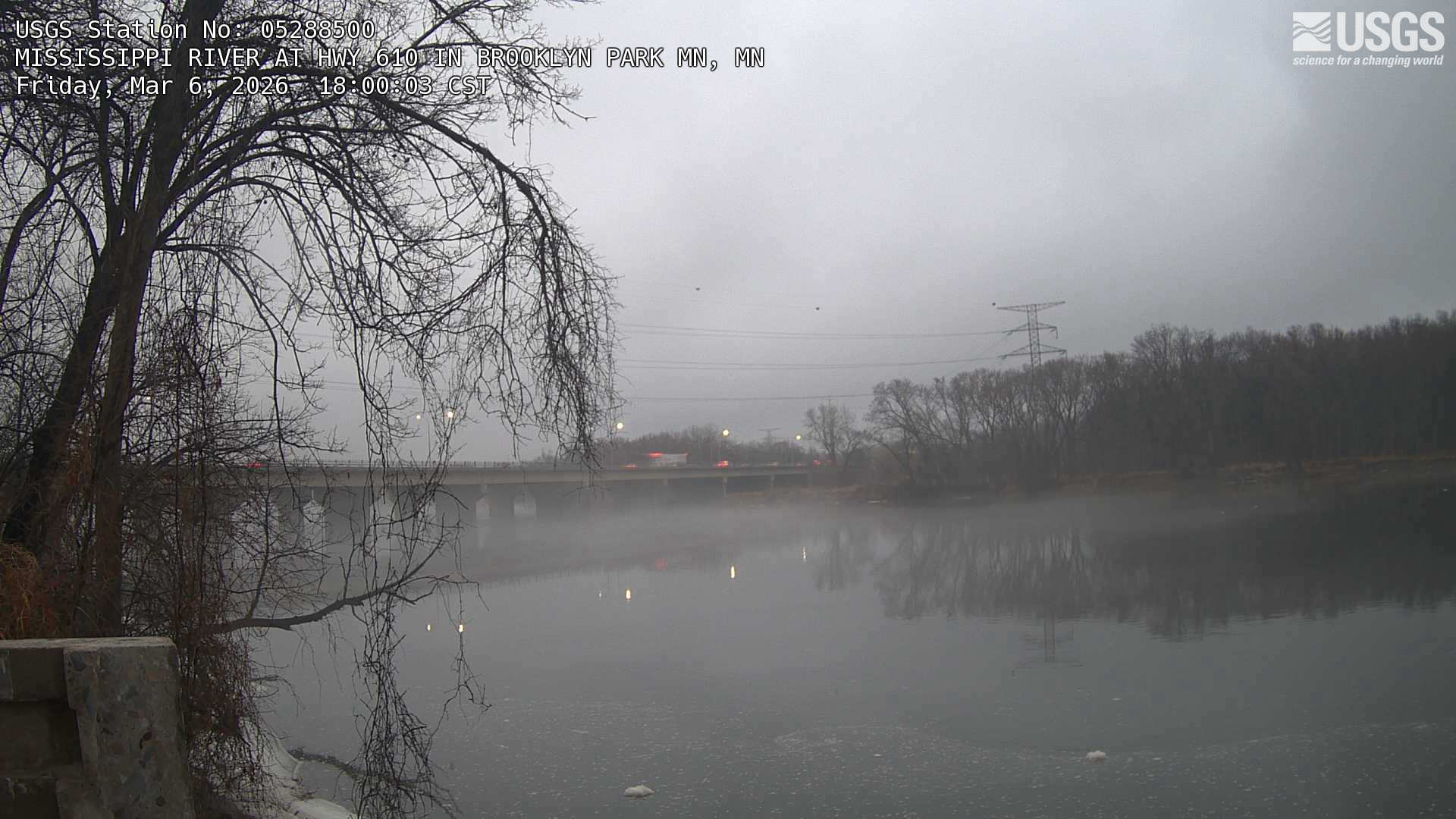 USGS HIVIS CAM MISSISSIPPI RIVER AT HWY 610 IN BROOKLYN PARK MN