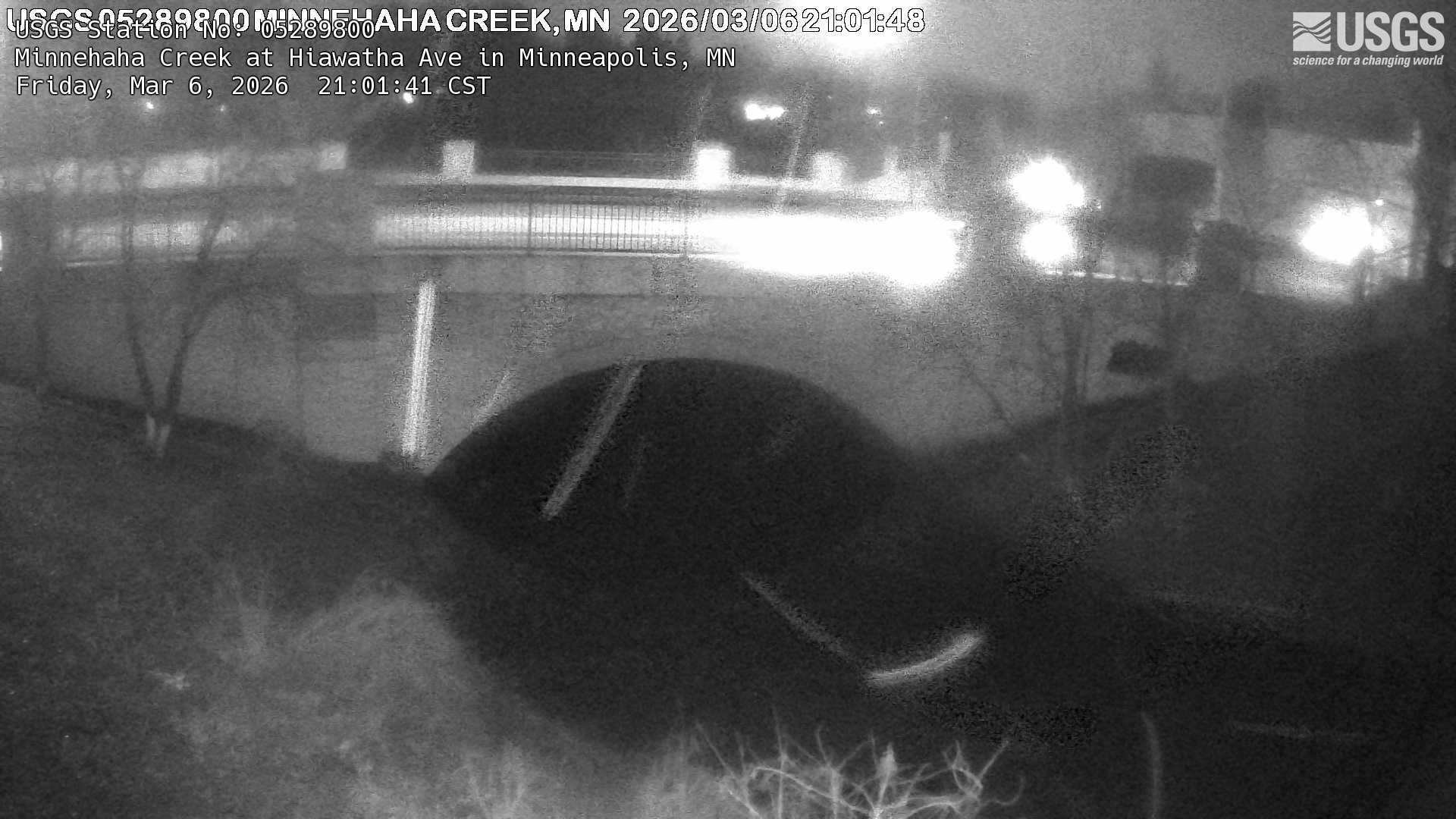 USGS HIVIS CAM Minnehaha Creek at Hiawatha Ave in Minneapolis