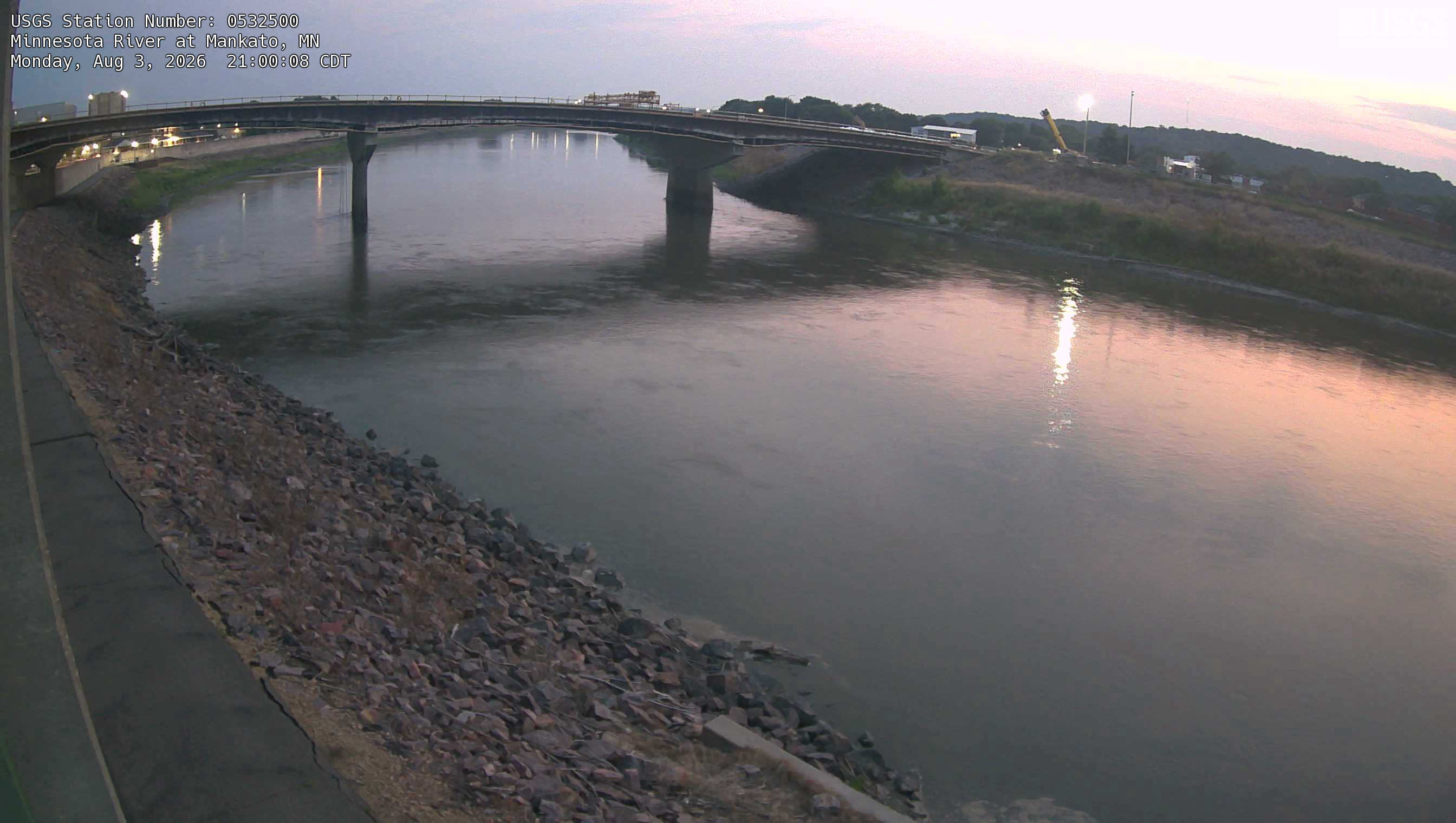 Most recent image at Minnesota River at Mankato