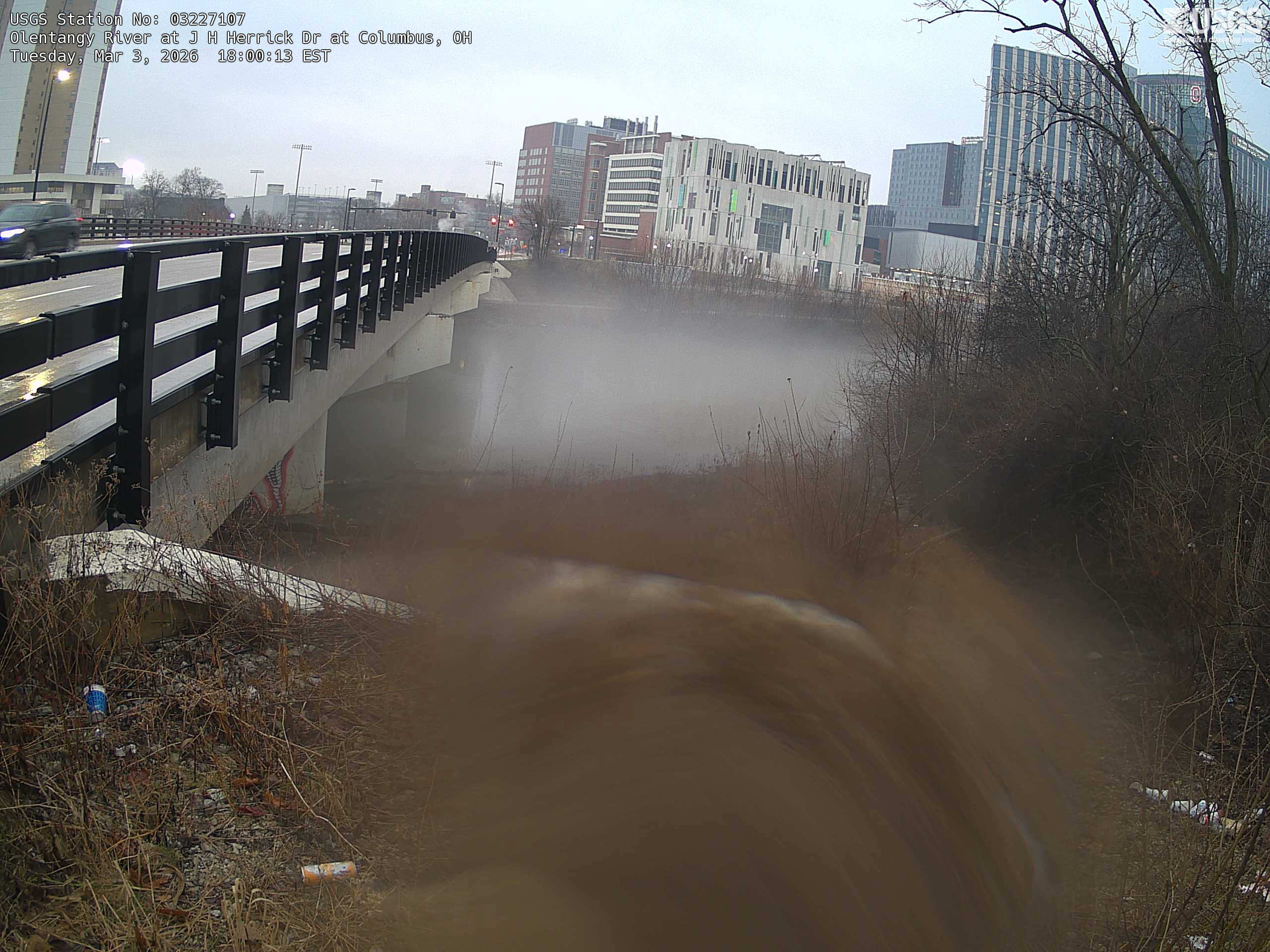 USGS HIVIS CAM Olentangy River at J H Herrick Dr at Columbus