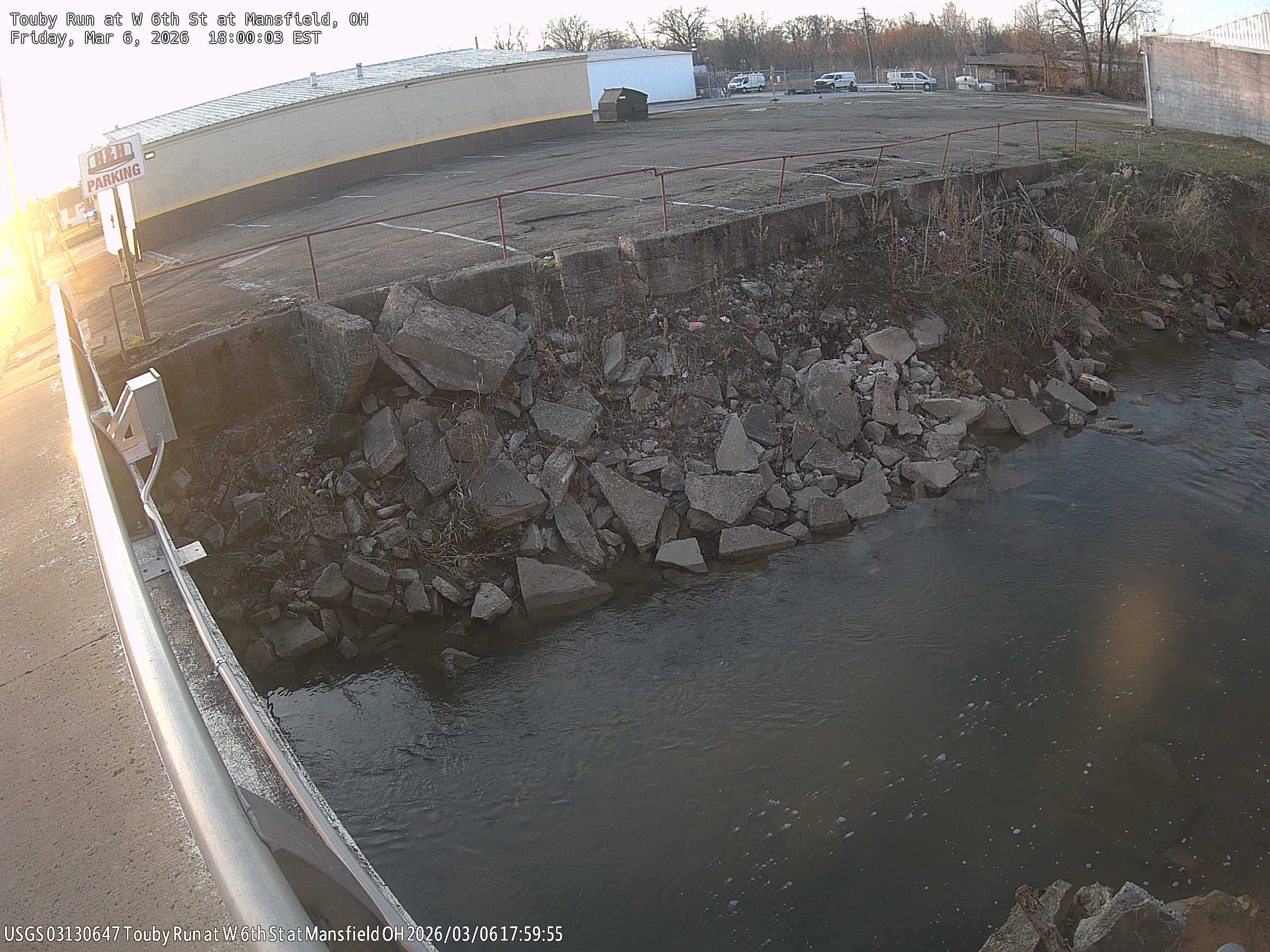 USGS HIVIS CAM Touby Run at W 6th St at Mansfield