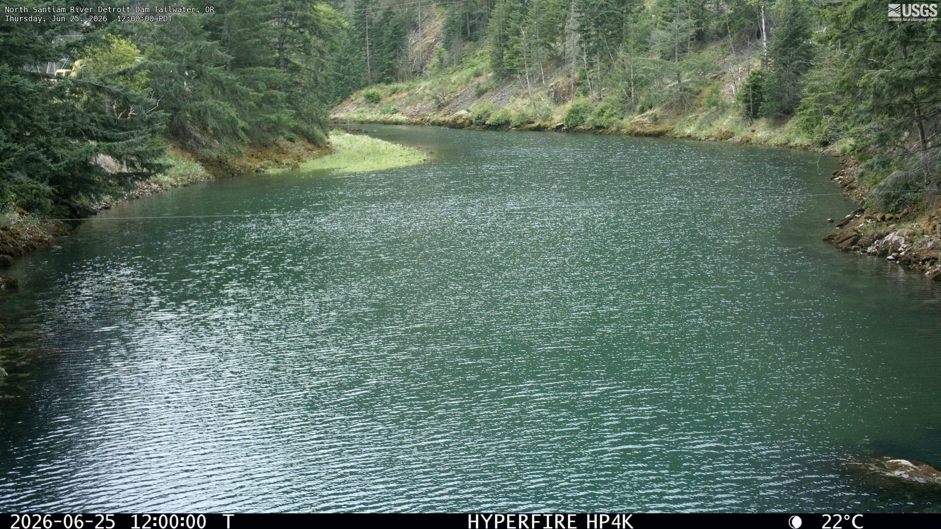 Most recent image at North Santiam River Detroit Dam Tailwater