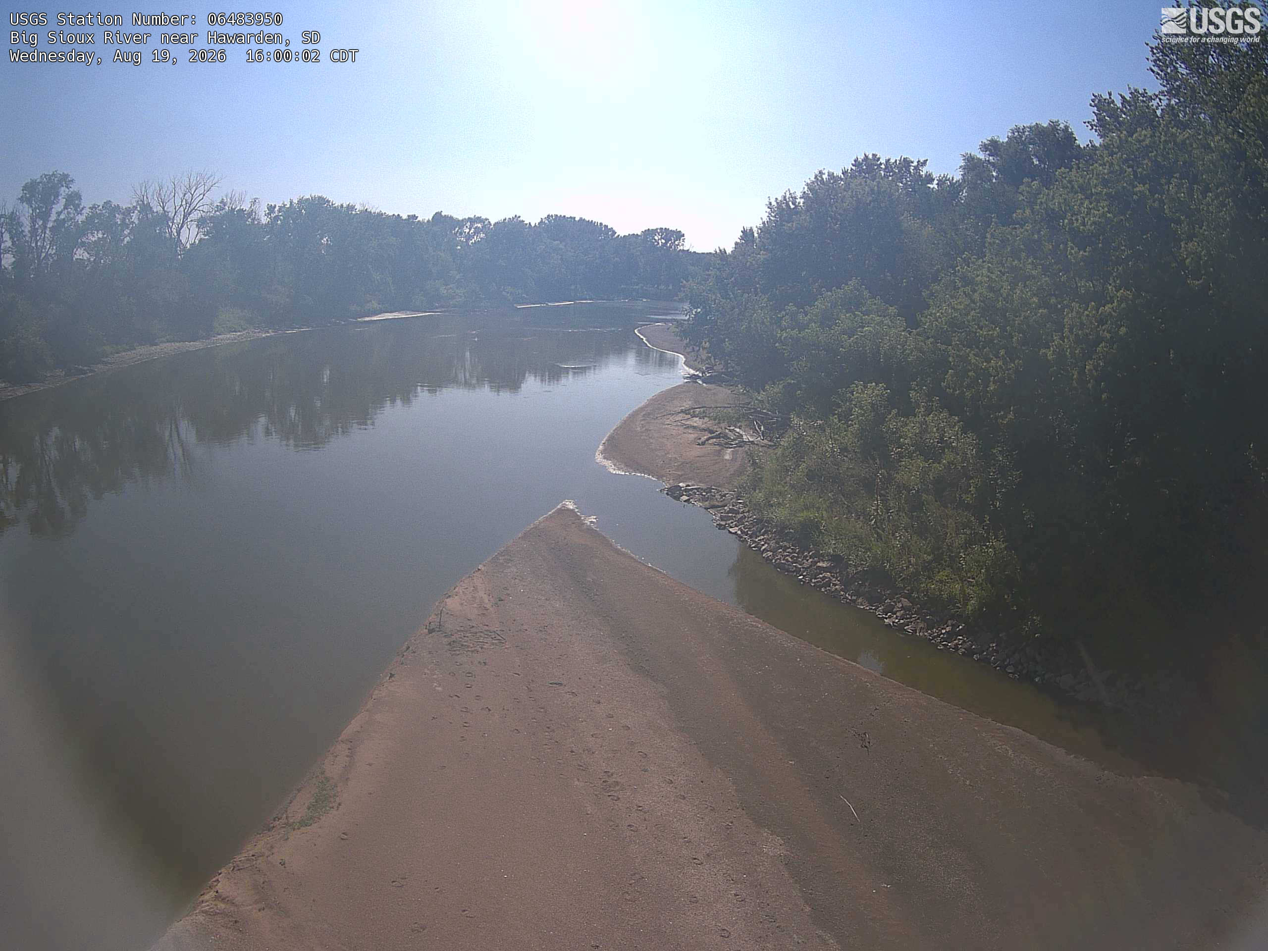 Most recent image at Big Sioux River near Hawarden