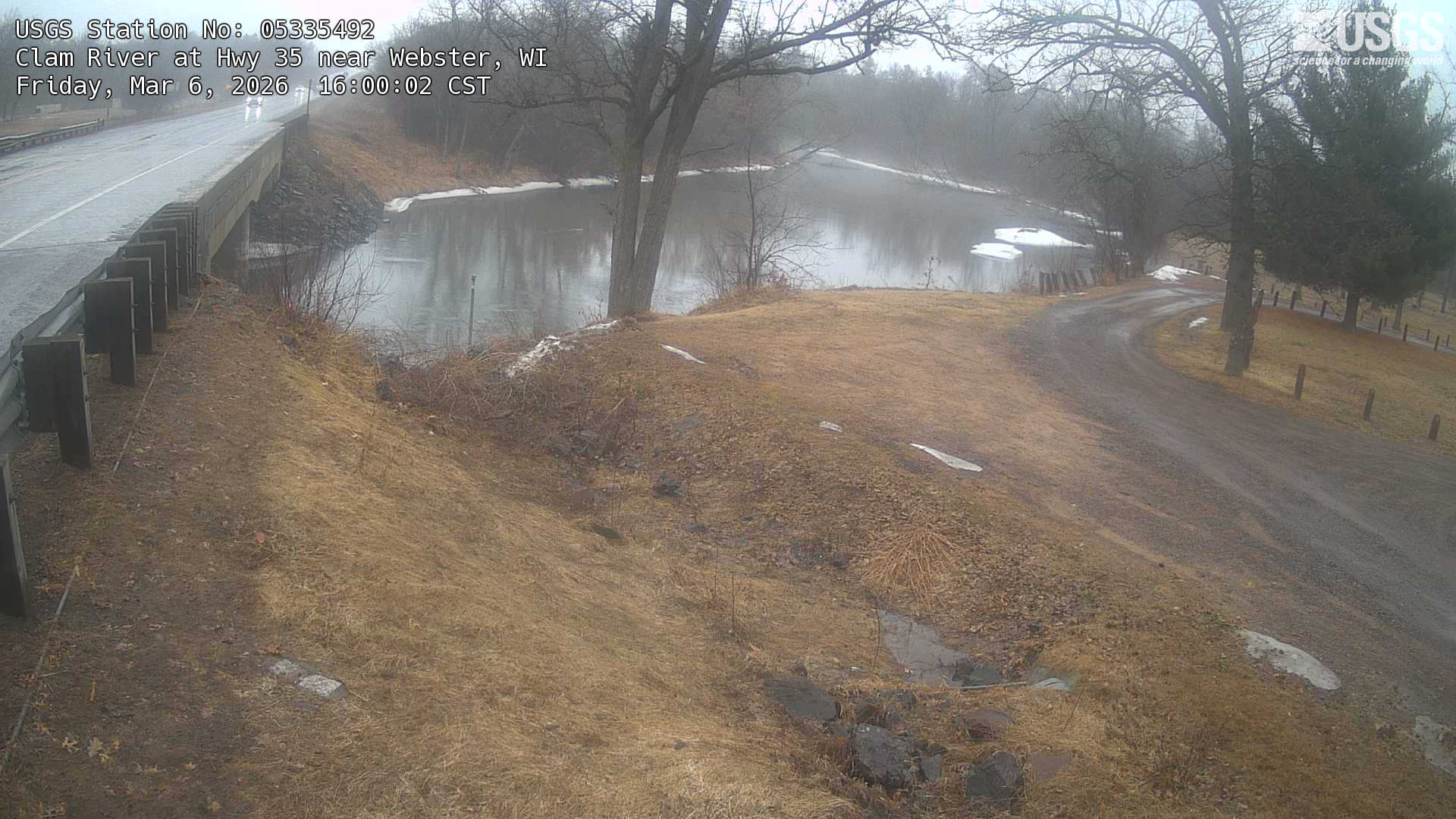 USGS HIVIS CAM Clam River at Hwy 35 near Webster