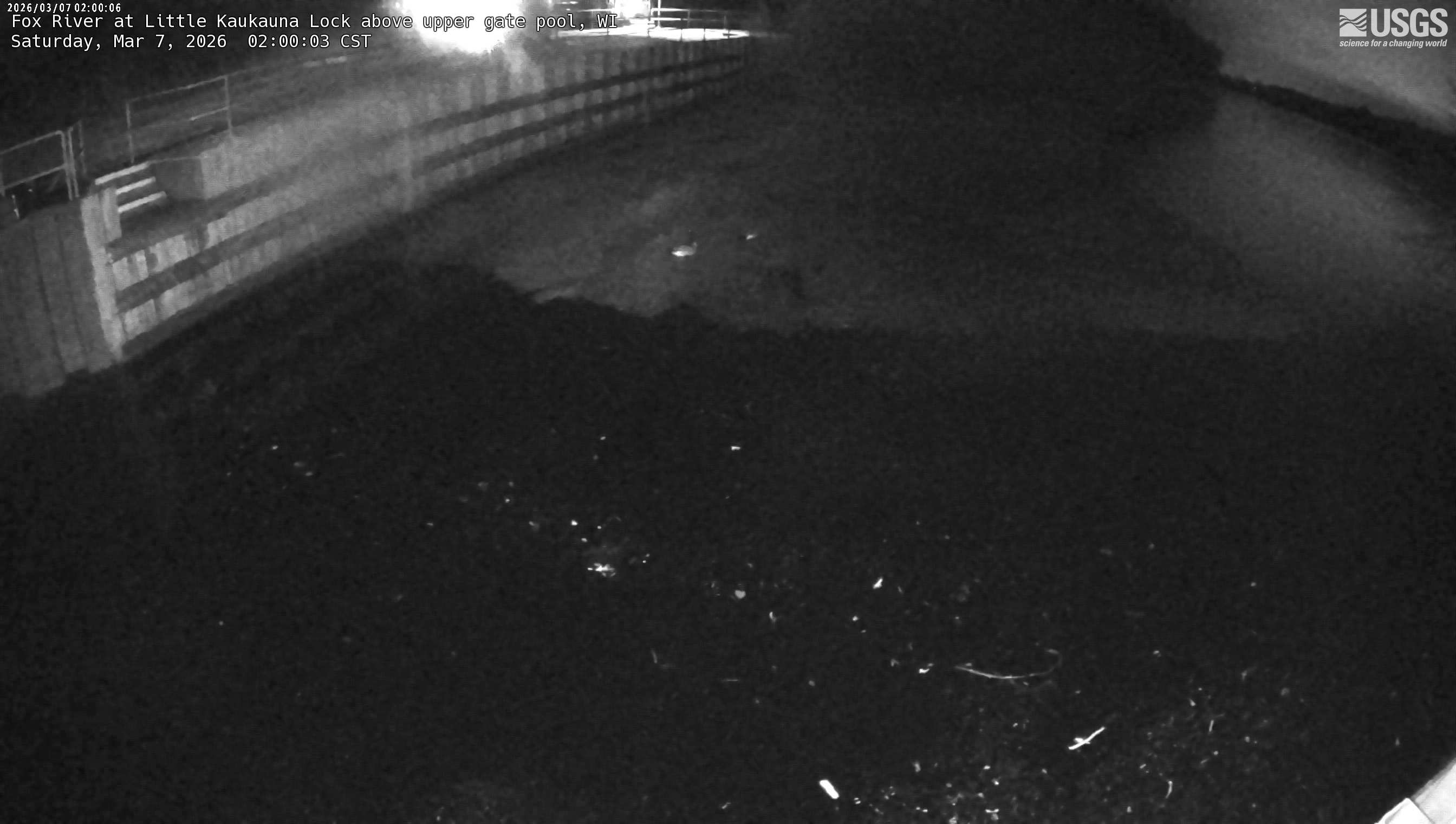 USGS HIVIS CAM Fox River at Little Kaukauna Lock above upper gate pool